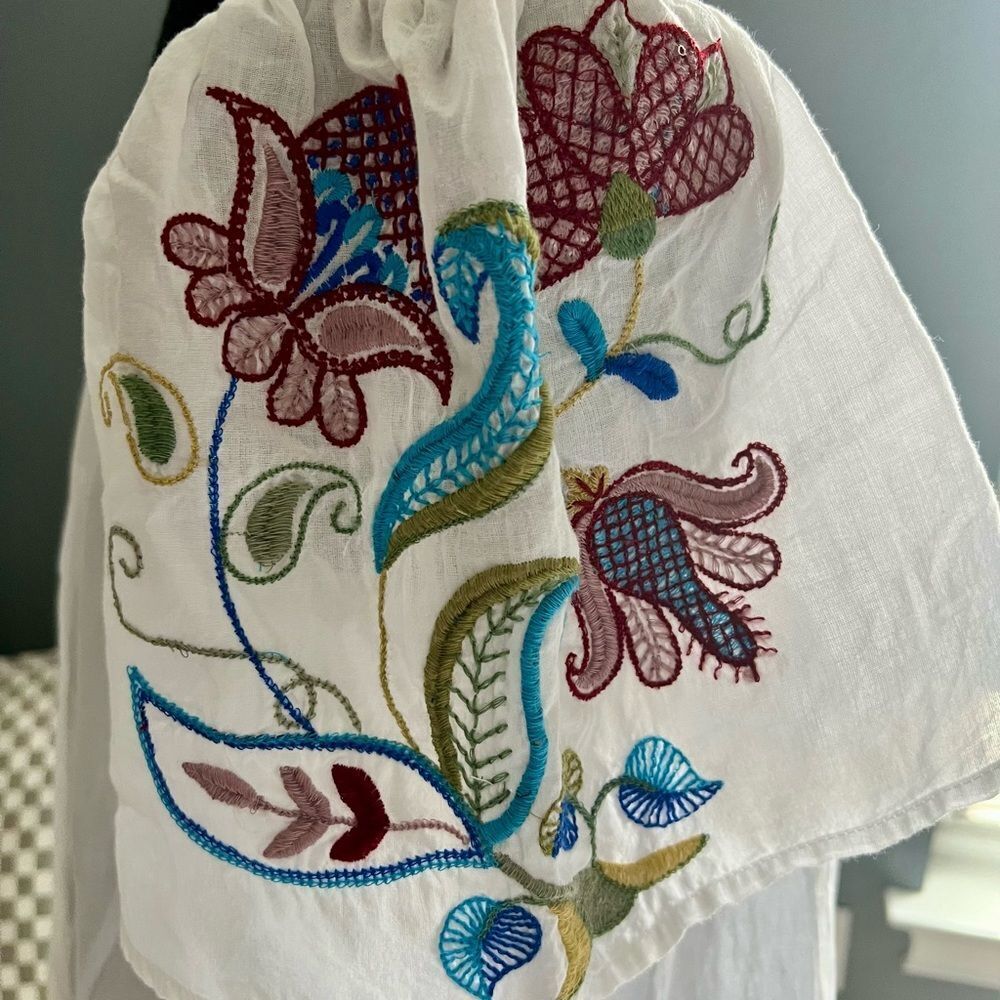 ANTHROPOLOGIE - WHITE EMBROIDERED TUNIC - SIZE M - Picture 5 of 7